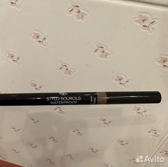 Chanel карандаш для бровей