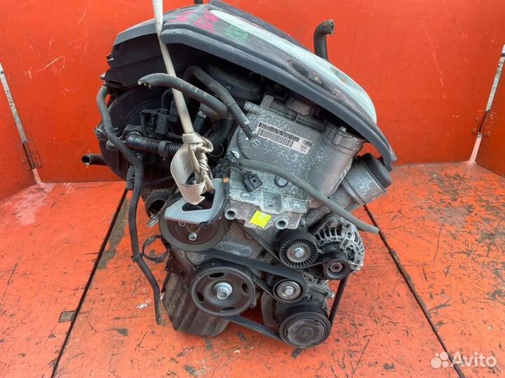 Двигатель Volkswagen Golf 1K1 BLF 2004