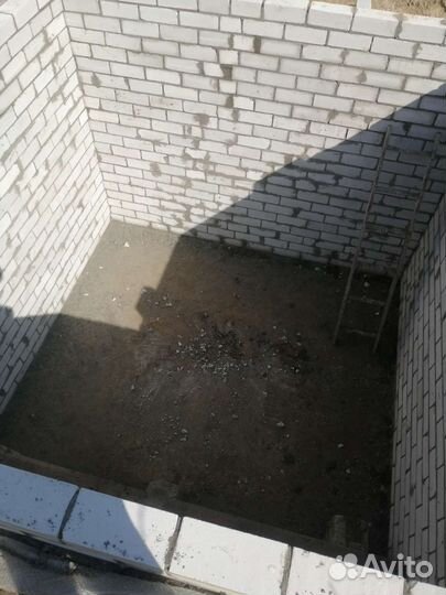 Бригада строителей