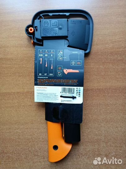 Fiskars X7 топор + точилка