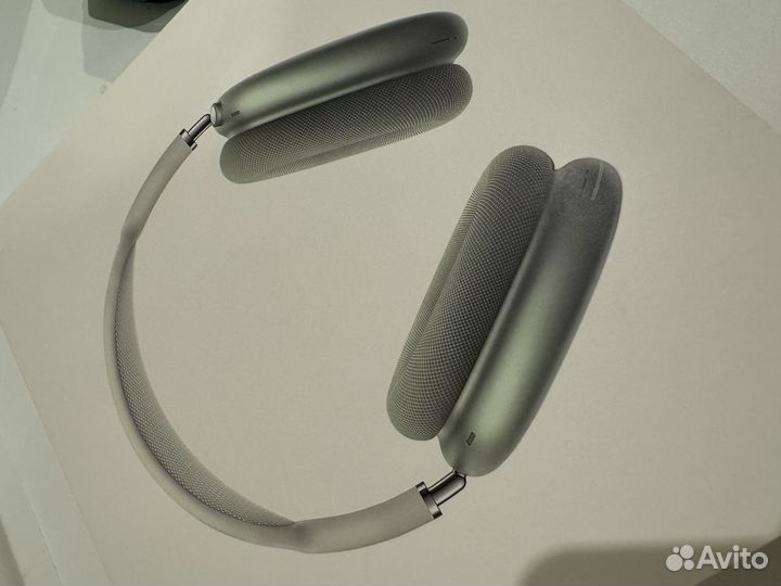 Наушники apple airpods max зеленый