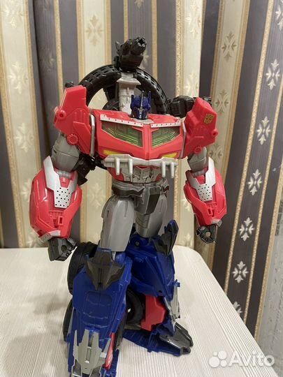 Игрушка трансформеры оптимус прайм