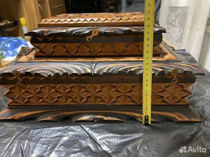 Шкатулка резная деревянная подарочная