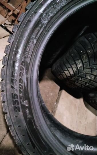 Michelin X-Ice North 3 235/45 R17