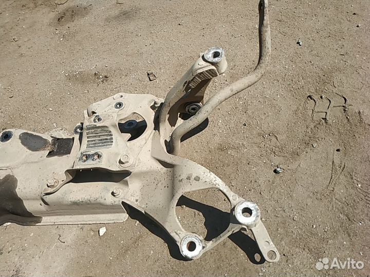 Подрамник honda civic 5D 2008 г