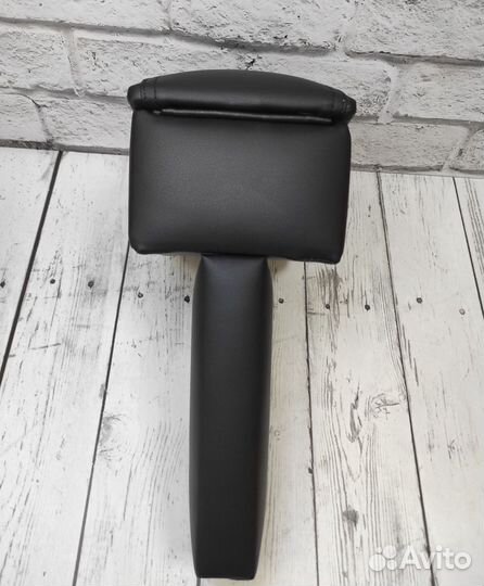 Подлокотник Renault Duster (2010 - )