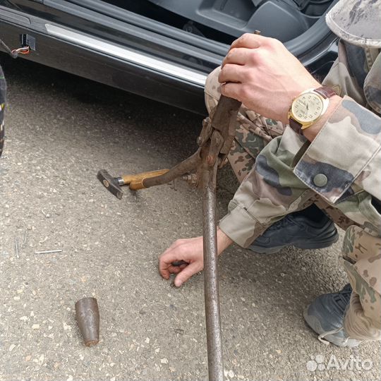 Заклепаем дверную карту Фольксваген