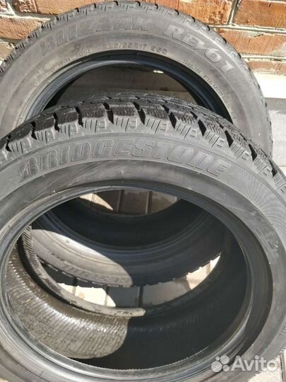 Bridgestone Blizzak Revo1 225/55 R17 103W