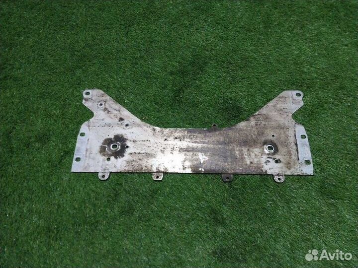 Усилитель пола Audi A6 C8 dfba 2018