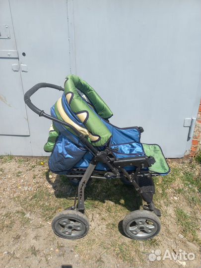 Продам прогулочную коляску