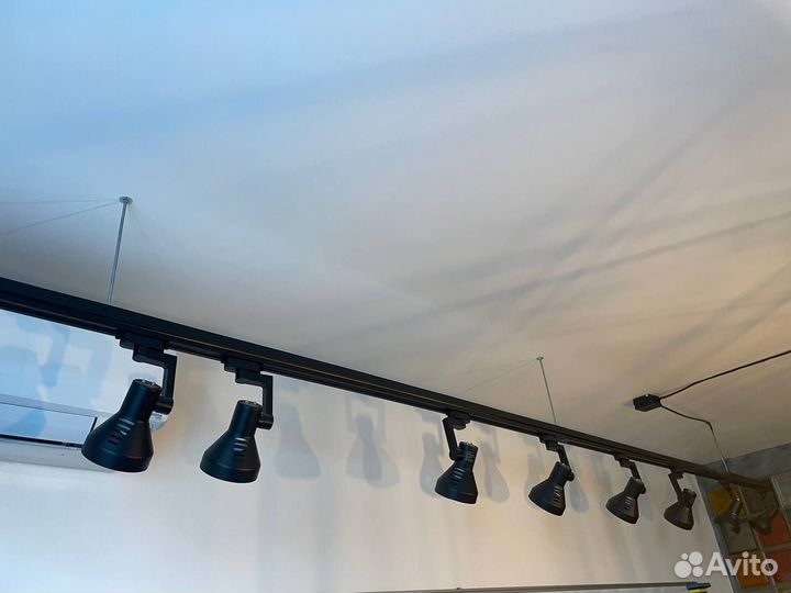 Трековые светильники на шину