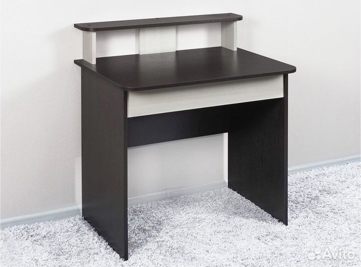 Стол компьютерный