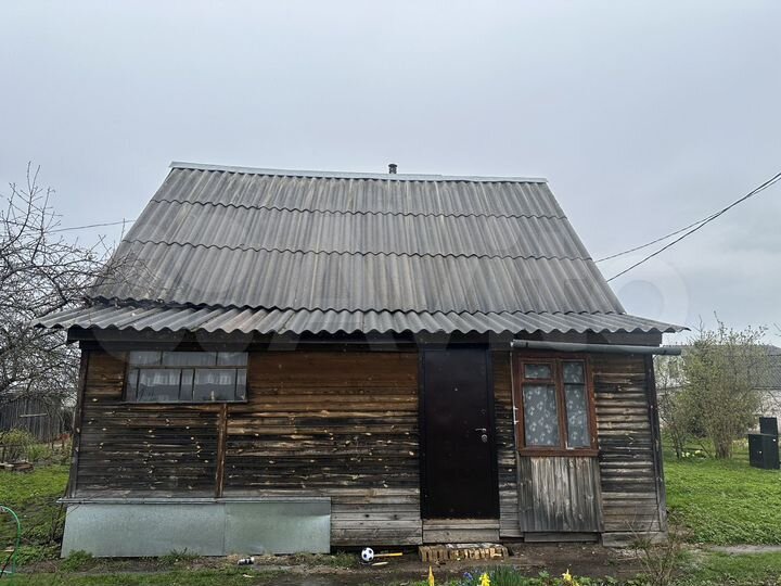 Дом 40 м² на участке 6 сот.