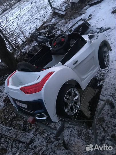 Детский электромобиль bmw