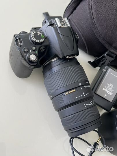 Зеркальный фотоаппарат Nikon D5000