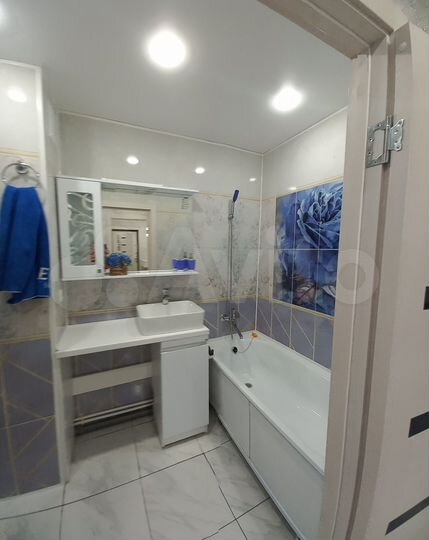 2-к. квартира, 49,2 м², 4/10 эт.