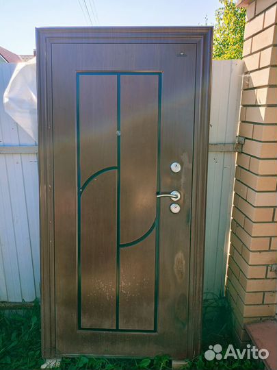 Дверь входная железная бу