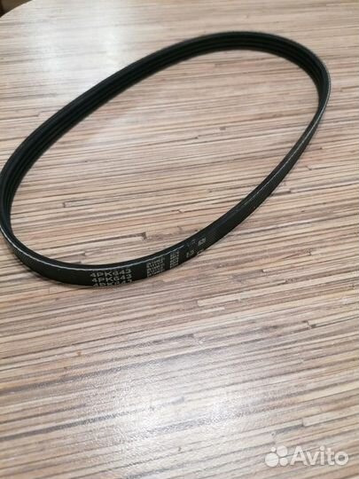 Ремень гура поликлиновый Gates / 4PK643