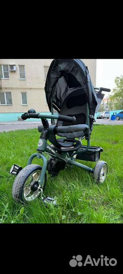 Трехколесный велосипед