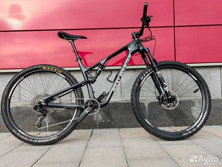 Двухподвес Rocky Mountain Element Carbon