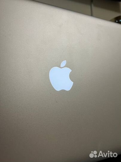 Apple MacBook Pro