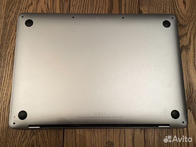 MacBook Pro 13 2019, Two Thunderbolt 3 ports объявление продам