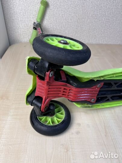Самокат детский трехколесный