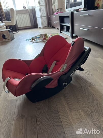 Детское кресло maxi cosi
