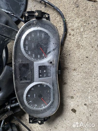 Стартер на LADA largus