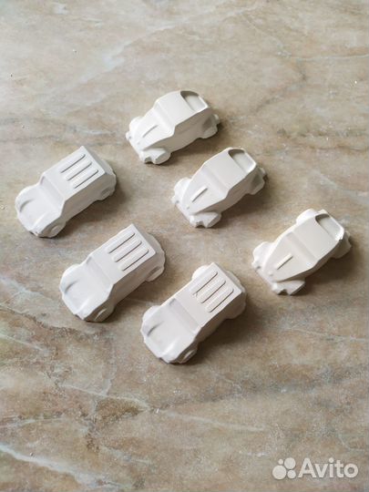 Маленькие фигурки из гипса