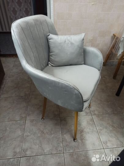 Стулья кухонные мягкие новые