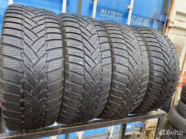 Dunlop SP Winter Sport M3 275/45 R20