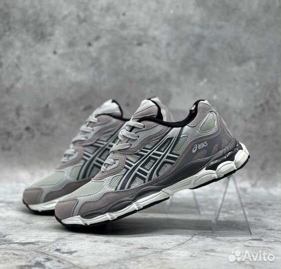 Кроссовки мужские Asics urbancore