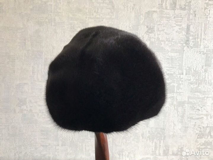 Женский берет норковый