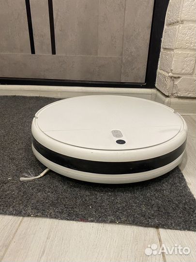 Xiaomi Робот-пылесос Mi Robot Vacuum-Mop Essential