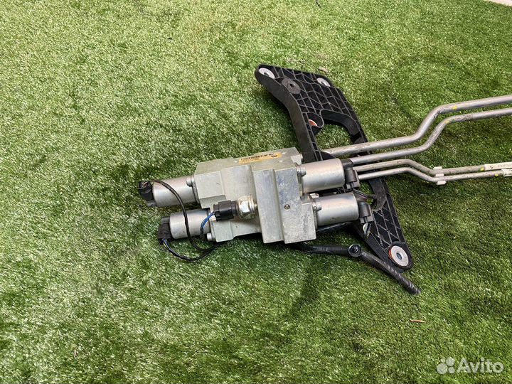 Блок клапанов динамик драйв bmw x6 e71