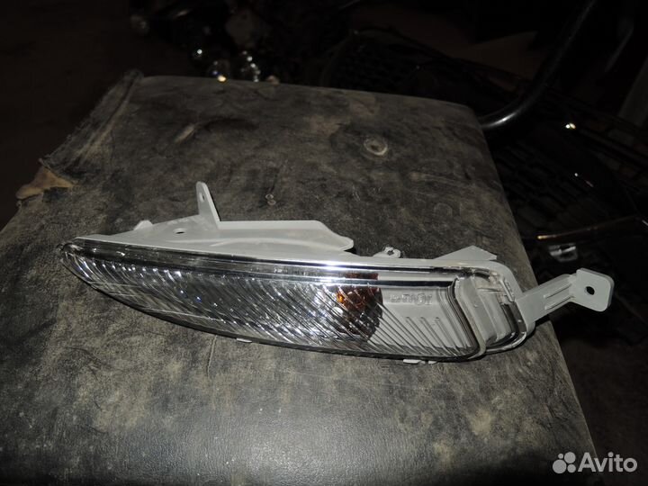 Указатель поворота правый Opel Astra J