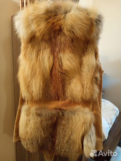Жилет меховой из лисы 42 44
