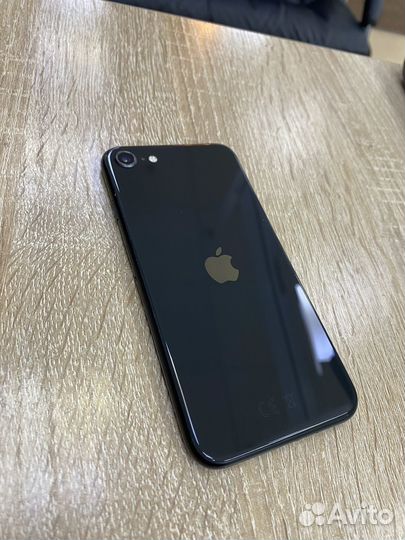 iPhone SE (2020), 128 ГБ