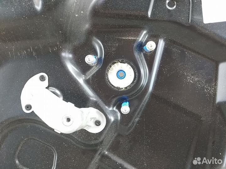 Стеклоподъемник электр. задний правый Volkswagen T