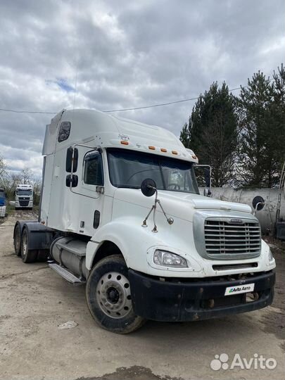 Freightliner Columbia, 2004