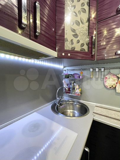 3-к. квартира, 58 м², 1/4 эт.