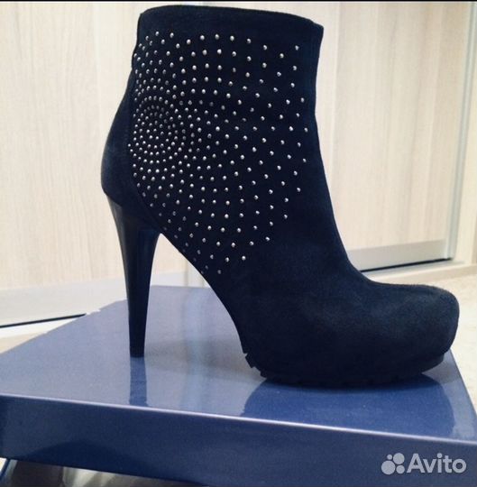 Ботильоны новые замша