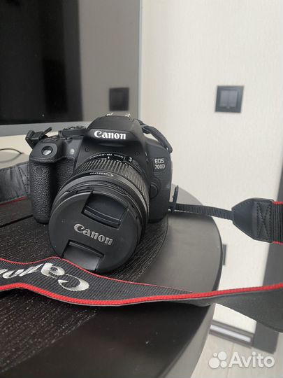 Зеркальный фотоаппарат canon