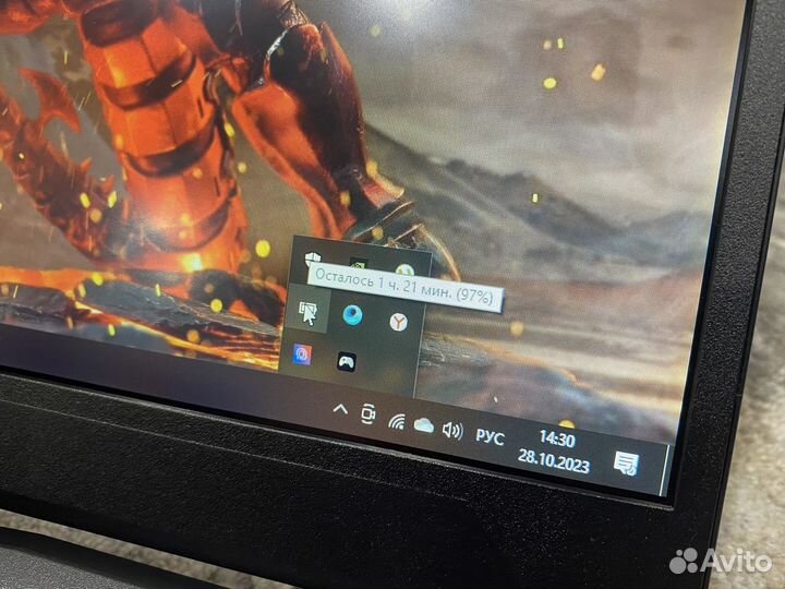 Новый игровой MSI 17,3 144гц/RTX2050/SSD