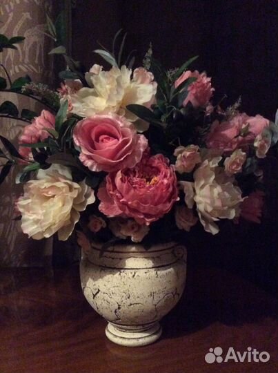 Шикарный подарок Ваза с пионами ручной работы