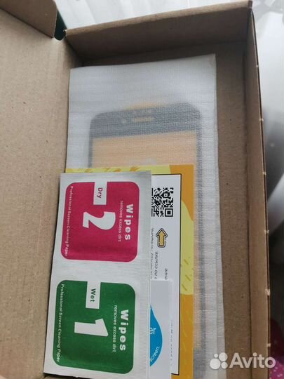 Защитные стекла iPhone 7/8/SE