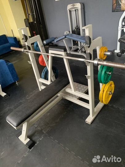 Тренажер скамья для жима лежа от груди