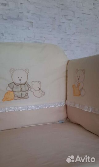 Бортик в кроватку