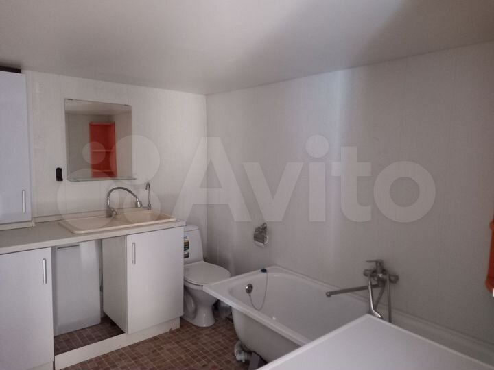 2-к. квартира, 60 м², 5/5 эт.